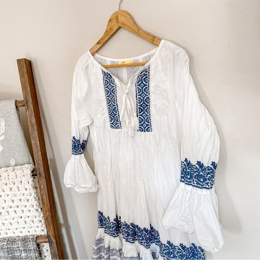 Roller Rabbit | Mona Border Maricruz Cotton White & Blue Peasant Dress - Picture 8 of 13